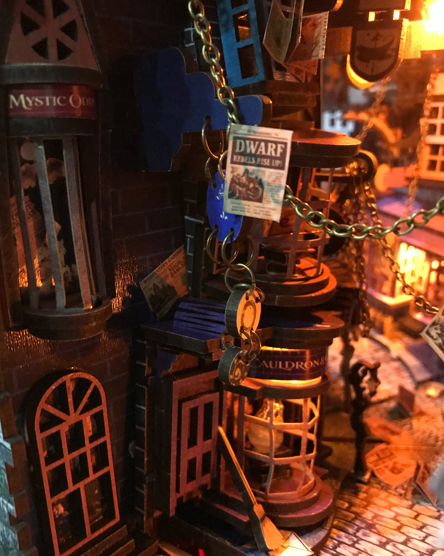 Wizard's Night Alley Book Nook Kiti | 198 Parça DIY Dekor